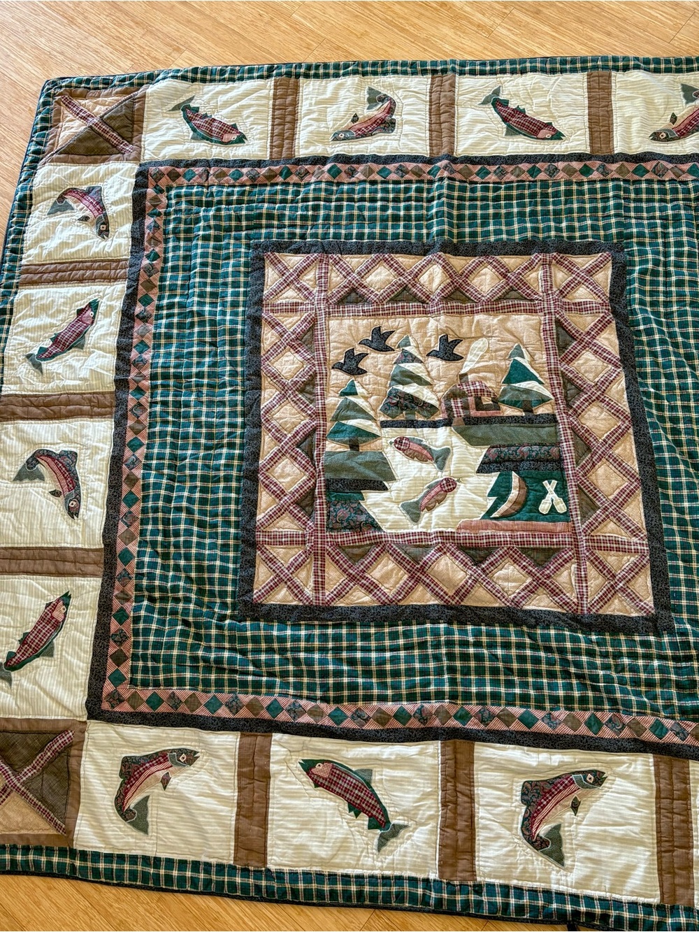 Patchwork Log Cabin Fisherman’s Wharf Applique Fish Forest Vintage Quilt 93”x84”